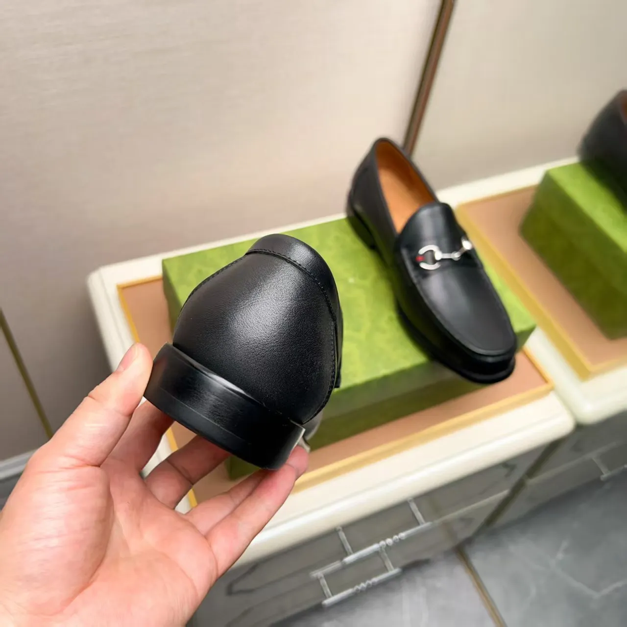 Men's men's shoes 💰460 🆘【GUCCI】Gucci ·🐂里· Hot-selling pea shoes top brand luxury, top quality, the latest fashion pea shoes.. The upper is made of original first-layer cowhide. (Full first-layer water-dyed 🐂 leather·inner). The original stylish and stylish soft rubber wear-resistant and non-slip outsole is light and comfortable on the foot, available in black! Matching code: 38-44 (customized at 45.46.47)